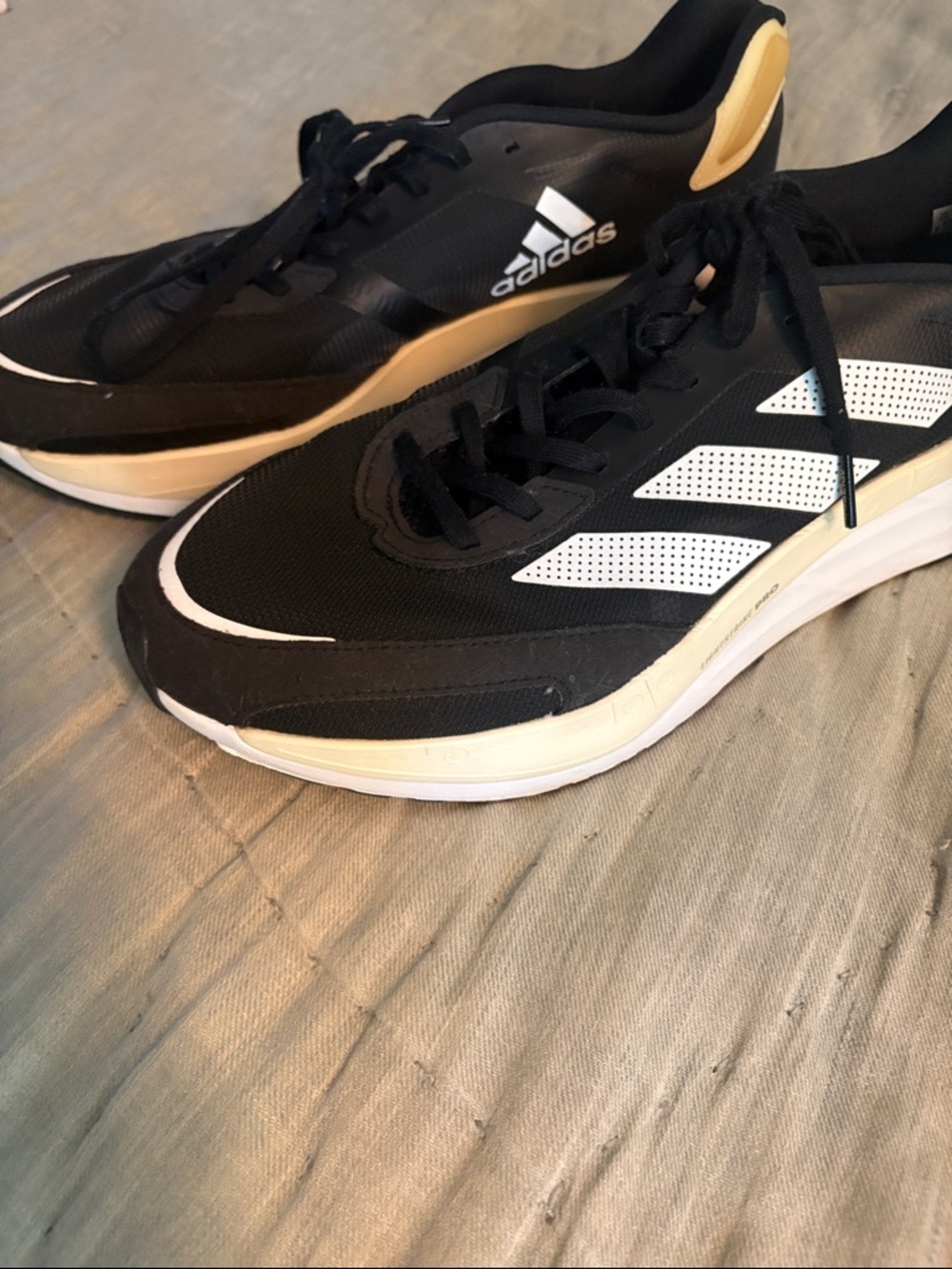 adidas Men's Black, White and Cream Adizero Boston 19 Running Shoes, 11.5 - Picture 7 of 11